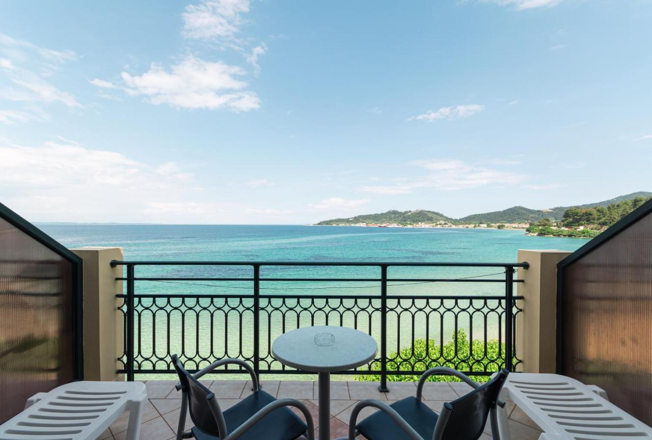 Hotel Villa Nisteri ลีเมนาส ภายนอก รูปภาพ