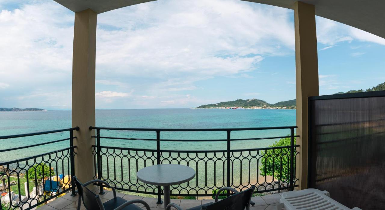 Hotel Villa Nisteri ลีเมนาส ภายนอก รูปภาพ