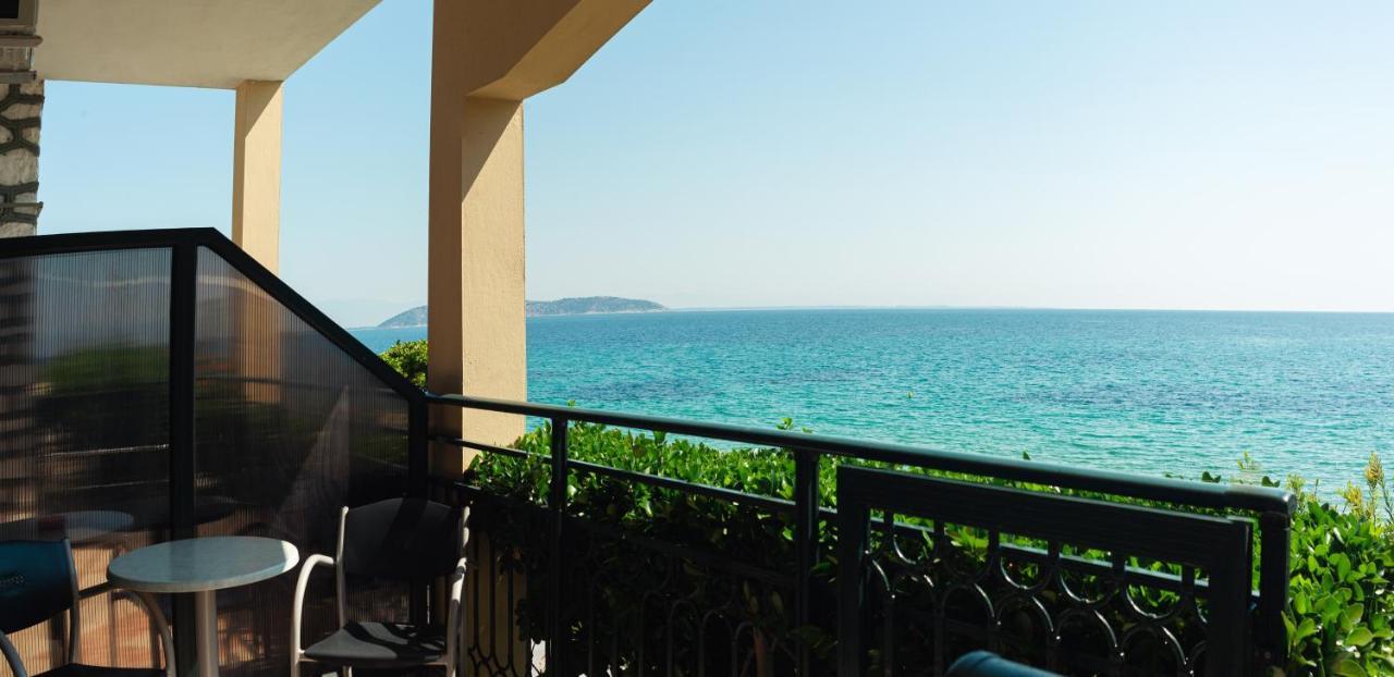 Hotel Villa Nisteri ลีเมนาส ภายนอก รูปภาพ