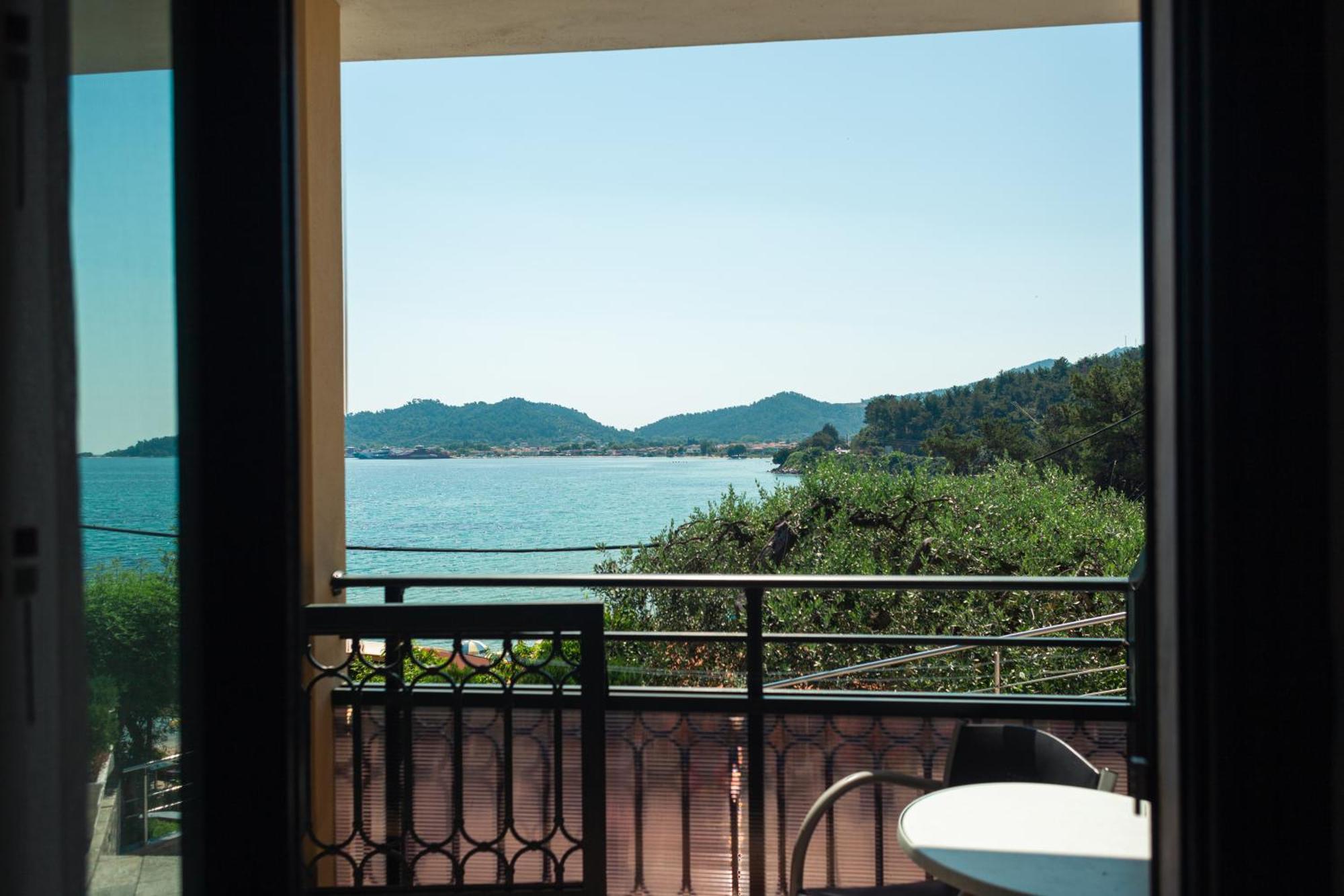 Hotel Villa Nisteri ลีเมนาส ห้อง รูปภาพ